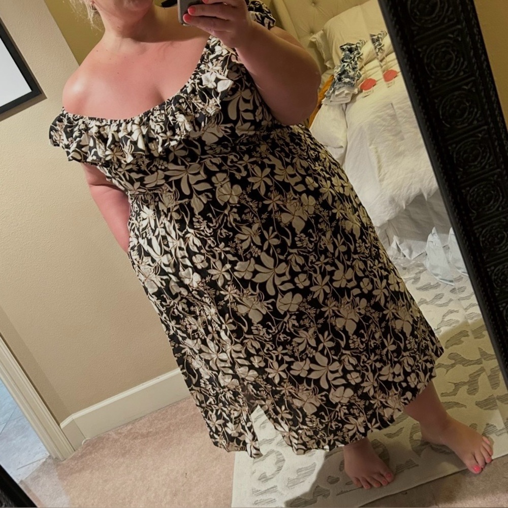 Floral Print Midi Dress with Ruffle Sleeves